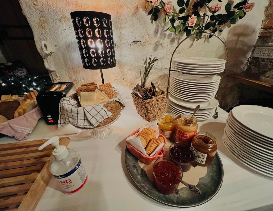 Lilla Brunn Hostel Stockholm Bagian luar foto