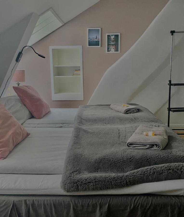 Lilla Brunn Hostel Stockholm Bagian luar foto