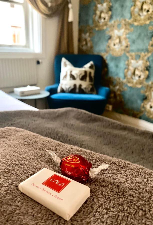 Lilla Brunn Hostel Stockholm Bagian luar foto